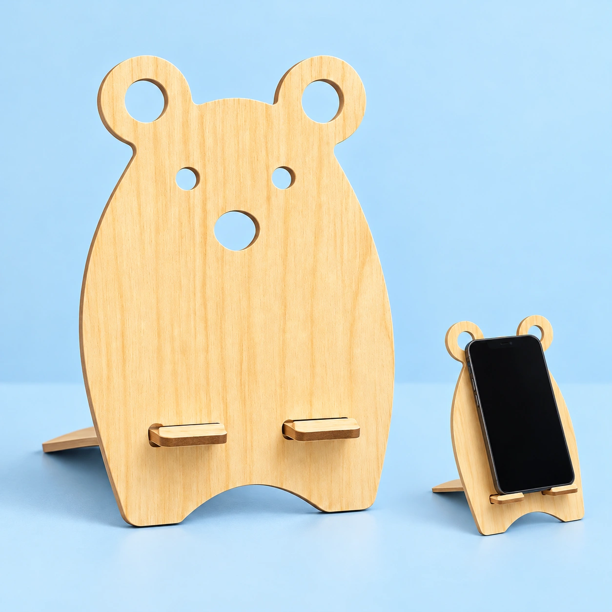 Natural wood-board round-ear bear phone stand and portrait phone illustration